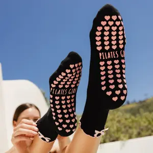 Pilates Girl Bow Grip Socks in Black