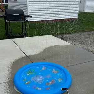 Mini piscina de juegos