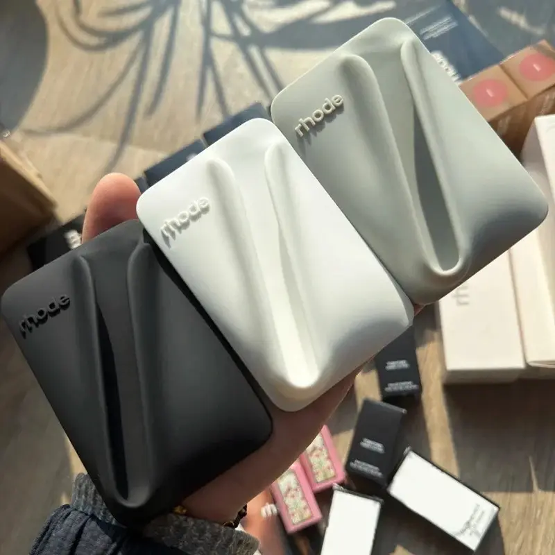 Free lipgl0ss+Sale 65%) Rhode Snap-On Lip Case MagSafe Phone