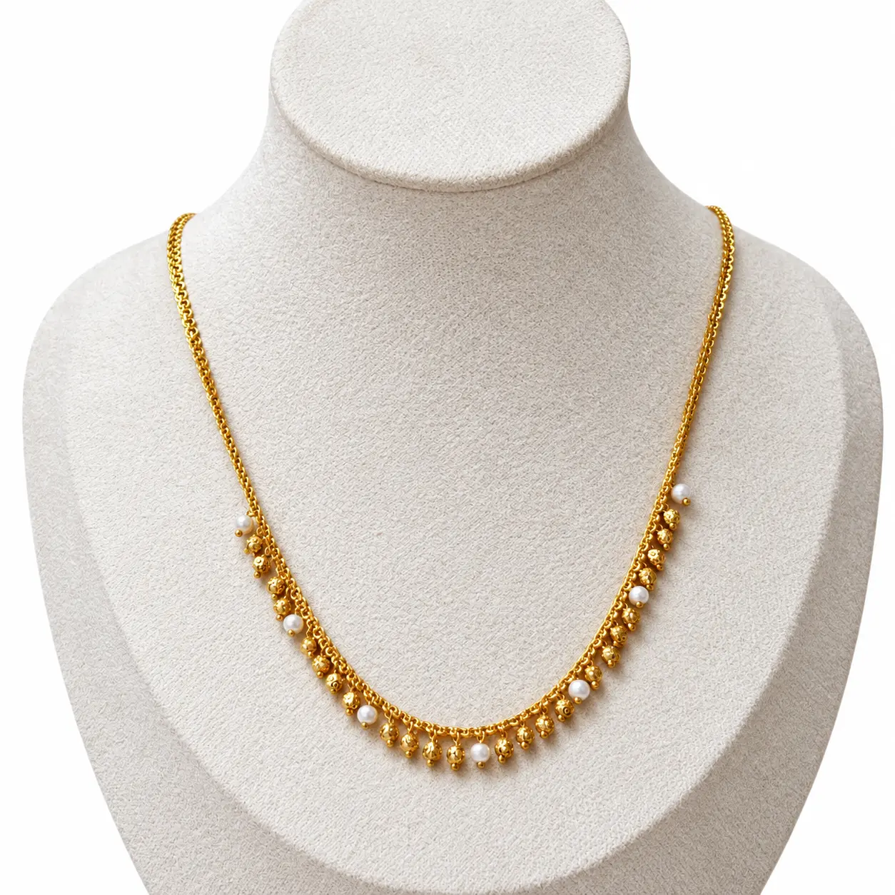 Chic Gold-Plated Beaded Necklace - Goldtone, Pearl-Colored & Ruby Beads, 17.5in Short Chain & Link, Metal Coating, Bling Effect Gorgeous Jewelry, Fashion Accessories with Goldtone Glow for Anniversary (Note: Choking Hazard - Contains Small Ball)