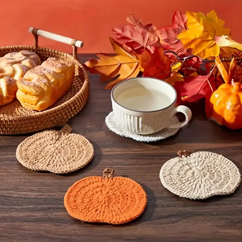 4pcs Pumpkins Round Coaster Handmade Knitted Drink Coaster Set Autumn Drink Cup Pad Mats Absorbent Bottle Mug Place Mats for Table Protection Fall Halloween Thanksgiving Themed Party Decoration