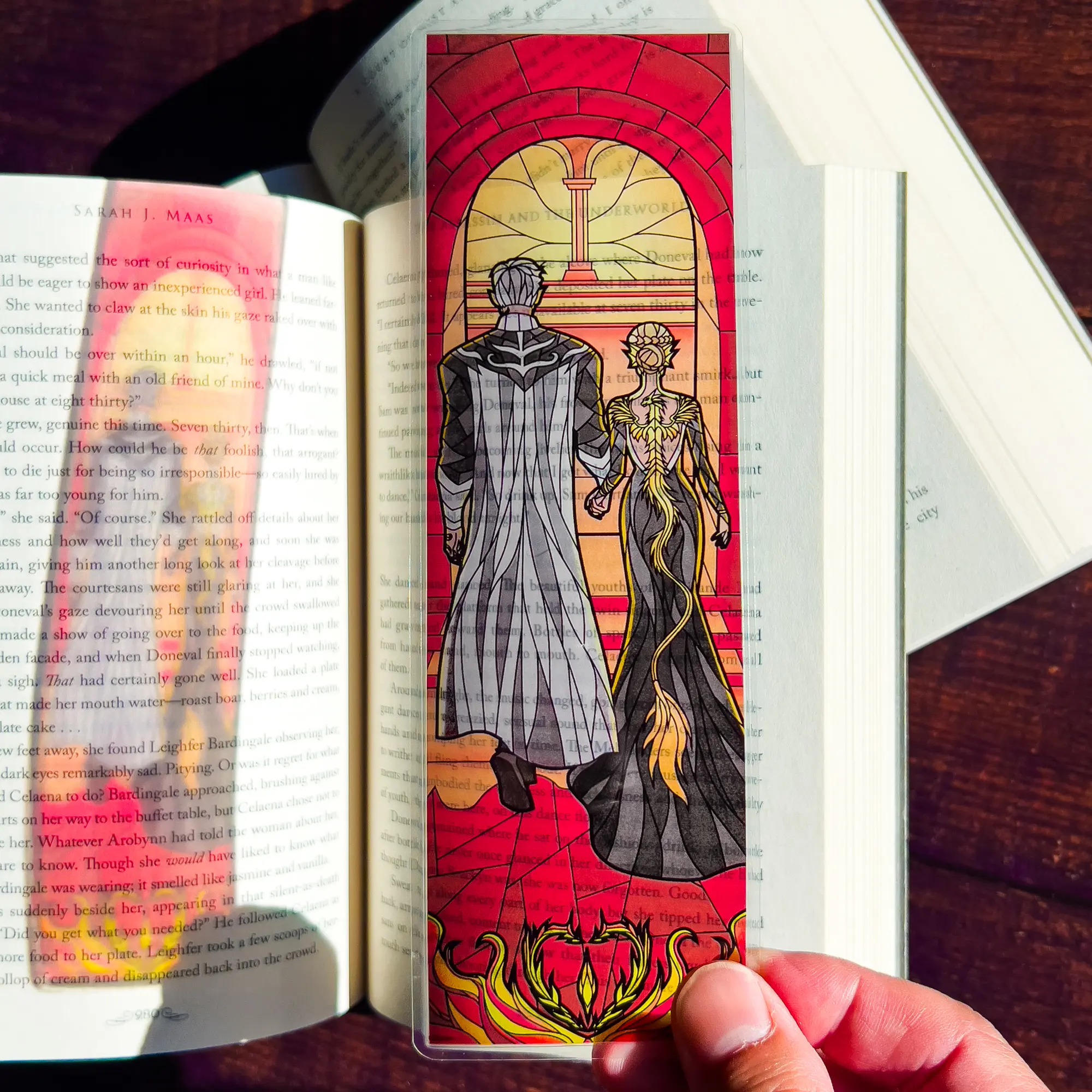 Throne of Glass Bookmark Aelin Rowan Stained Glass Bookmark, (Transparent Bookmark, Fantasy Book Reader Gift)