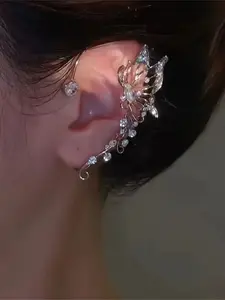 New Japanese and Korean ultra-fairy butterfly ear hanger silver elf sparkling diamond earrings with light luxury niche design sense and non-pierced ear clips Brilliant stud earrings High Quality Earrings