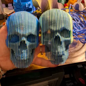 fidget skull