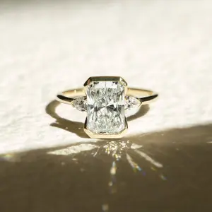 INS Trending 3-Stone Engagement Ring for Women, Aurora Cut Center with Teardrop Sides, Golden-Plated Dazzling Sparkle, Romantic Proposal Gift