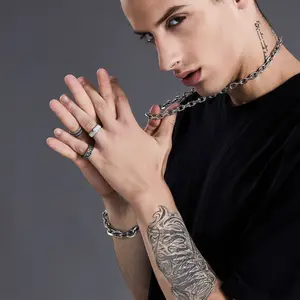 FaithHeart Fashion Cuban Chain Ring for Men Women