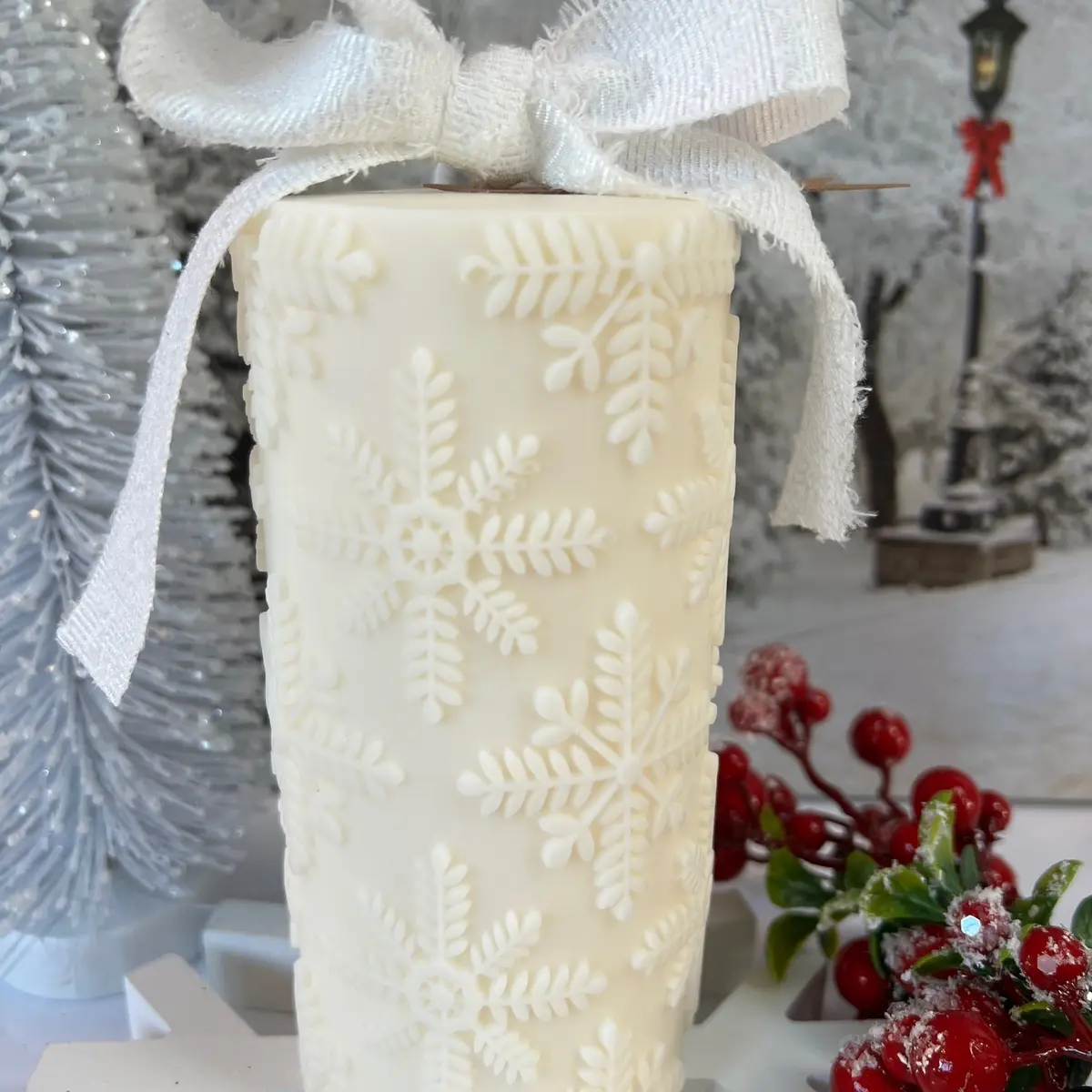 Snowflake Pillar Candle, Snowflake Pattern, Holiday Candles, Winter Candles, Table Decor, Natural Wax, Pure Essential Oils, Pillar Candles,