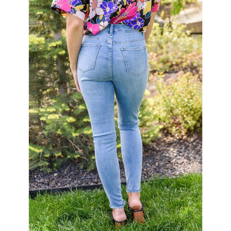 Plus Size Women's Plain Ripped Button Fly Skinny Stretchy Jeans, Fashion Casual Raw Hem Denim Pants for Daily Outdoor Wear, Ladies Bottoms for All Seasons