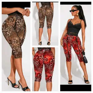 Capri mesh tights with pipping