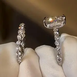 2-Piece Set High-End Shiny Square Cubic Zirconia Wedding Engagement Rings Set for Women Bridal Jewelry Perfect for Anniversary Birthday Gifts Party and More