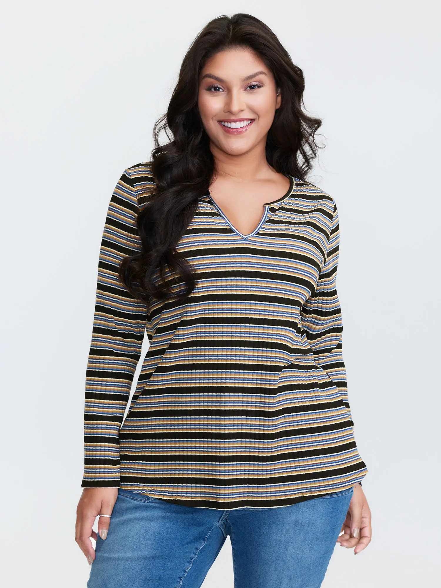 BloomChic Monochrome Stripe Embroidery T-Shirt 【M-6XL】