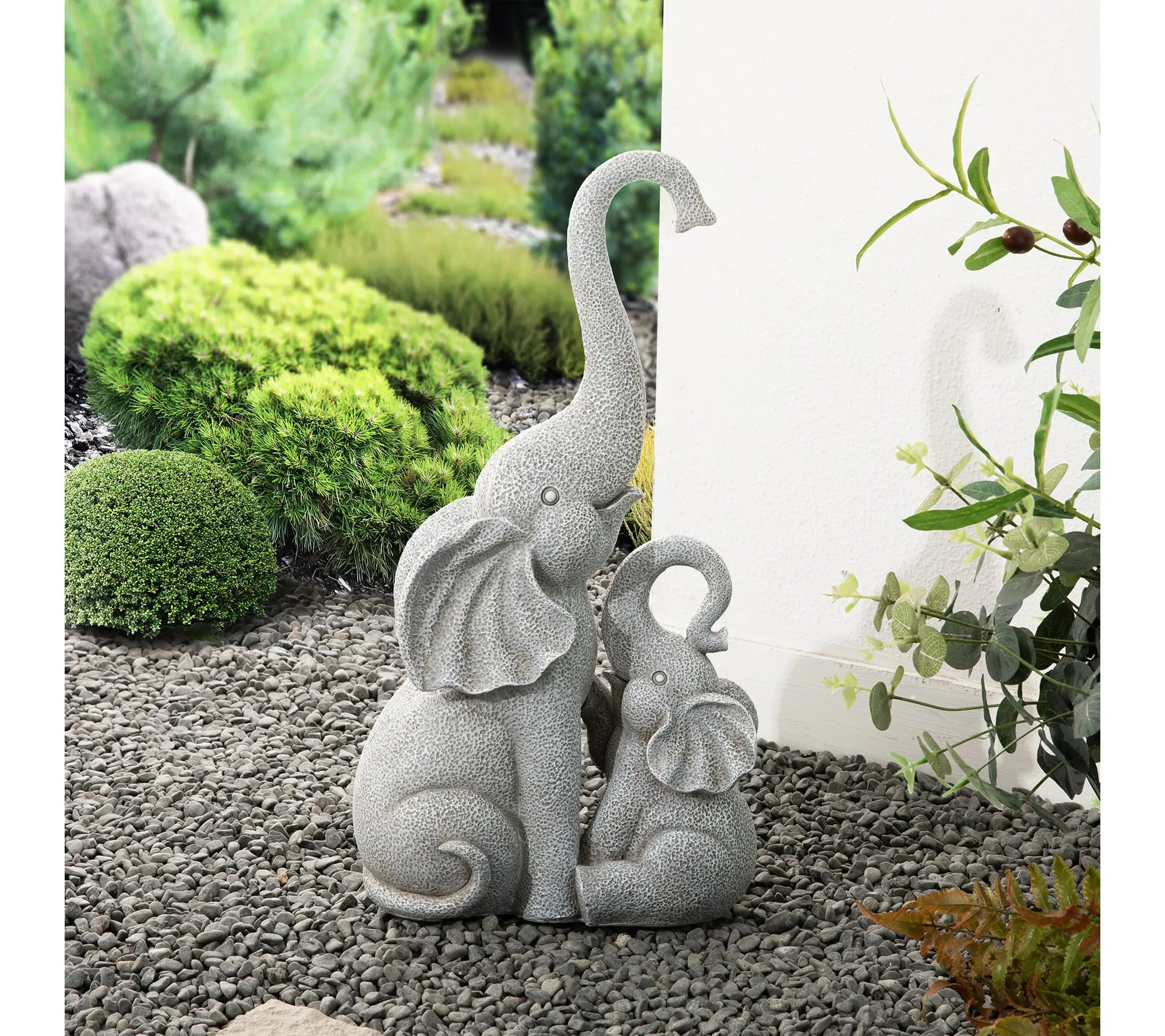 Glitzhome 18.25''H Resin Mother and Baby Elephant Statue Glitzhome 18.25''H Resin Mother and Baby Elephant Statue