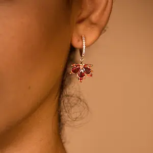 ZENGLIU Red Maple Leaf Earrings Ear Clips Non-Pierced Ear Studs Niche Design Jewelry Accessories