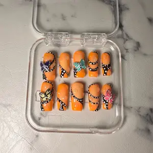 Medium Orange Butterfly Design Nail Set with 3D Butterfly Accents for Stylish Press-On