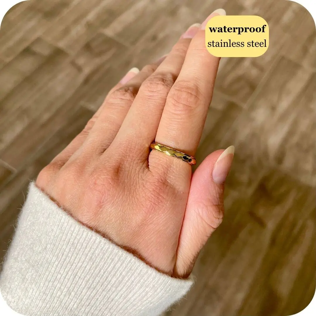 Adore fidget ring, dainty spinner ring