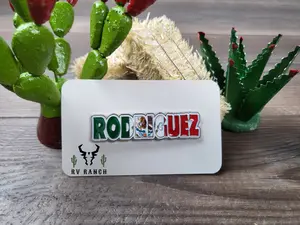 RODRIGUEZ last name, surname pin for caps, apellido RODRIGUEZ pin, hat accessories, pin de apellidos para gorras