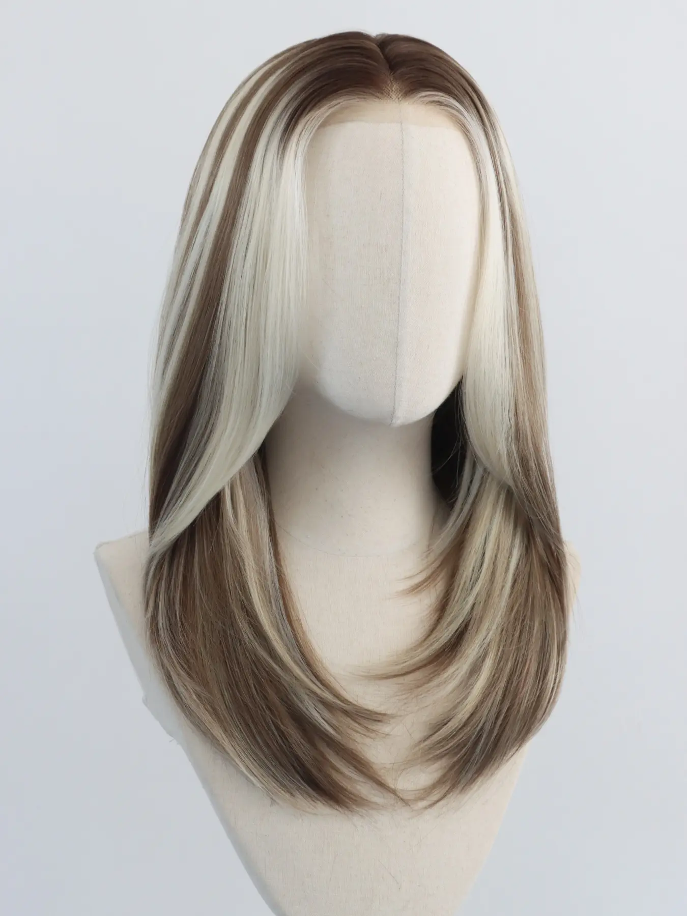 MACA BAKA Faye Ash Brown Money Piece Pre-Cut Layered Ombre Highlight Lace Front Wig with Scandinavian Hairline Wear and Go Glueless Low Density 18 Inches Long Natural Straight HD Synthetic Lace Front Wigs for Women Pre Plucked