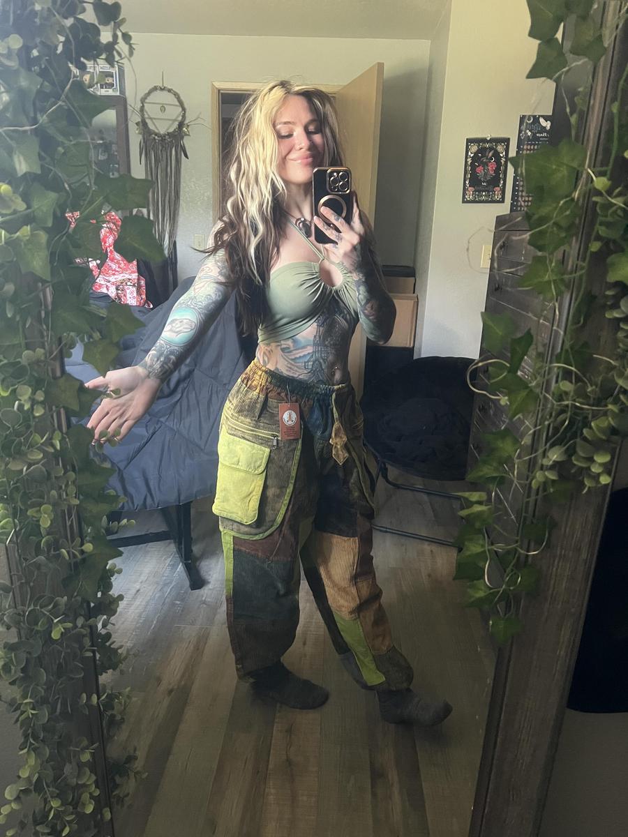 Item: Green, Small/Medium