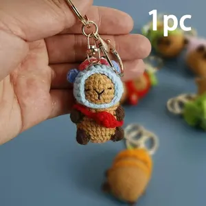 Handmade Capybara Keychain, Knitted Yarn Craft, Small Gift Idea, Adorable Cartoon Capybara Doll, Perfect for Backpack Charms