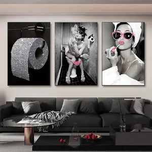 3pcs/set Framed Sexy Woman Fashion WC Toilet Wall Art Modern Art Design Poster Canvas Painting Pink Glitter Bling Roll Paper Bathroom Prints Pictures Decorative