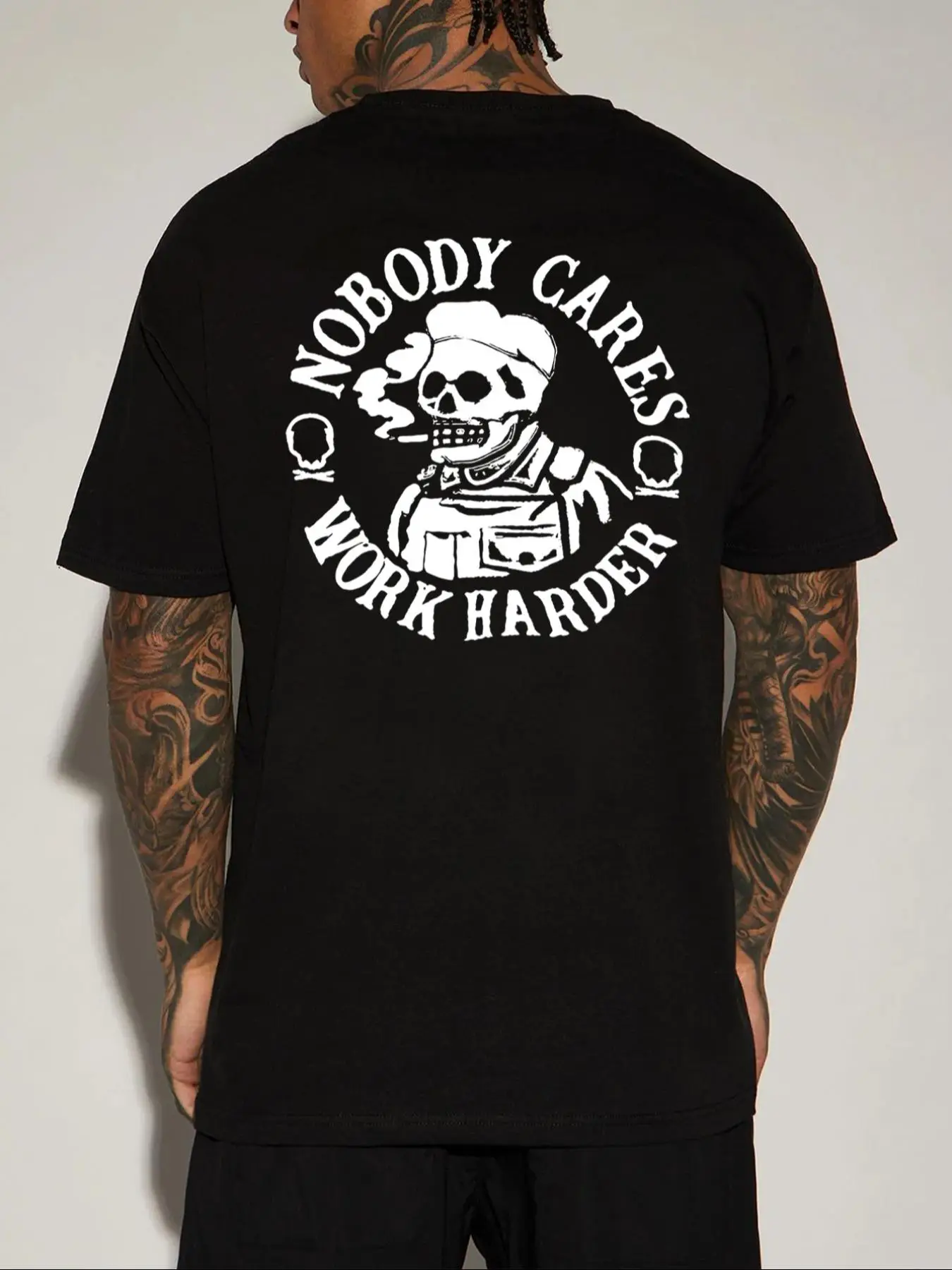 Men's Letter & Skull Print Round Neck Tee, Regular Fit Casual Short Sleeve Crew Neck T-shirt for Daily Wear, Comfy Knitting Top for All Seasons, Hallo