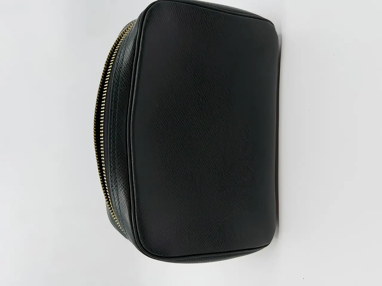 Pre-owned Louis Vuitton Leather Cosmetic Bag Dark Green Tiaga Pouch