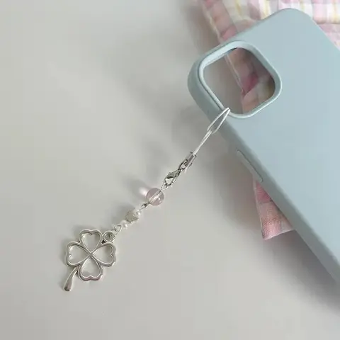 Clover Design Phone Chain, Cute Phone Lanyard, Cellphone Lanyard, Phone Strap for Women & Girls, Fashion Phone Decoration Accessories, Phone Accessory for Daily Use, Cell Phone Charm, Mobile Phone Chain