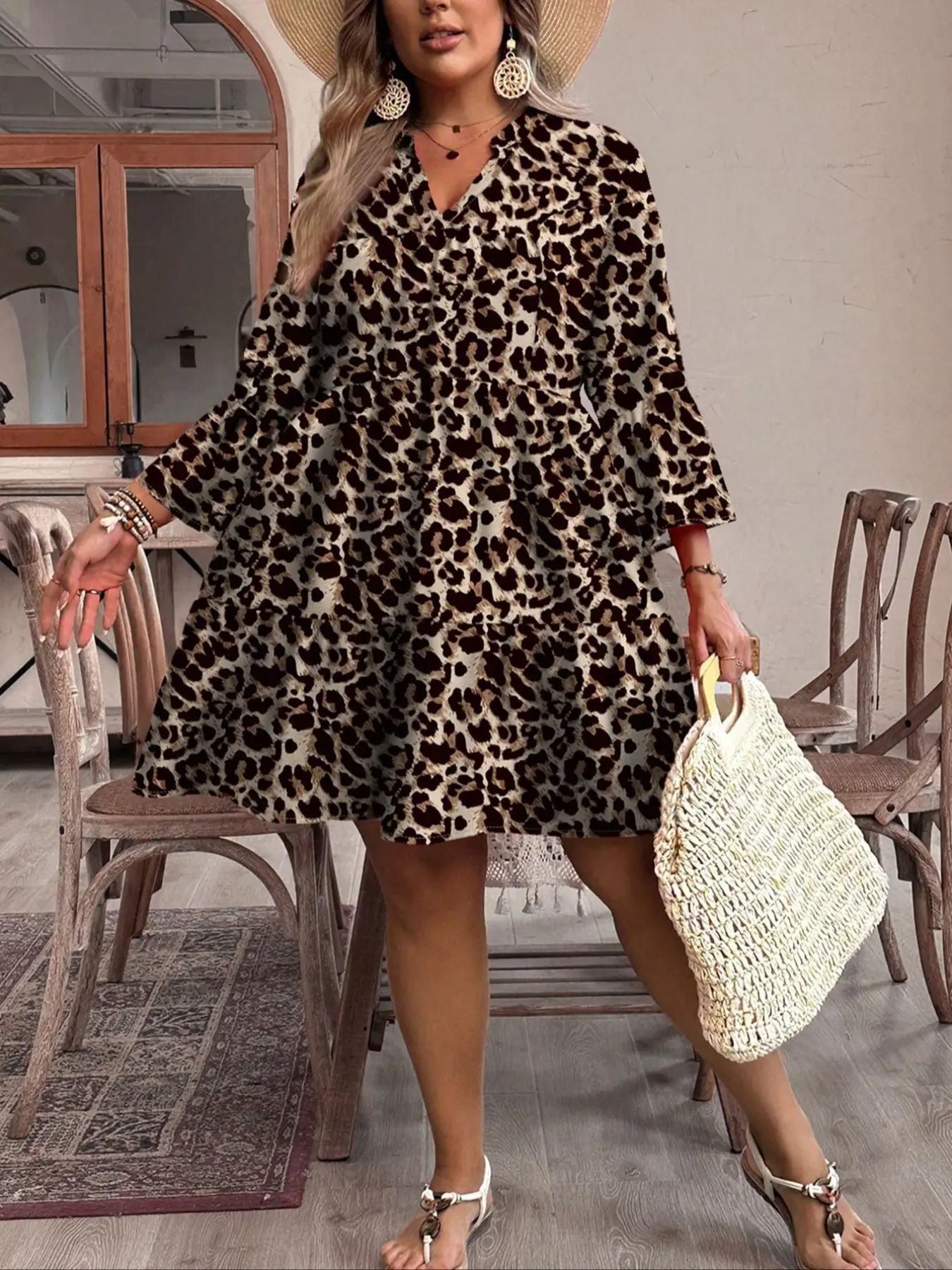 Plus Size Leopard Print Woven V-Neck Dress, Women's Loose Long Sleeve  Layered Short Skirt, Casual Fall, Spring, Fitted Style, Womenswear Clothes  - TikTok Shop
