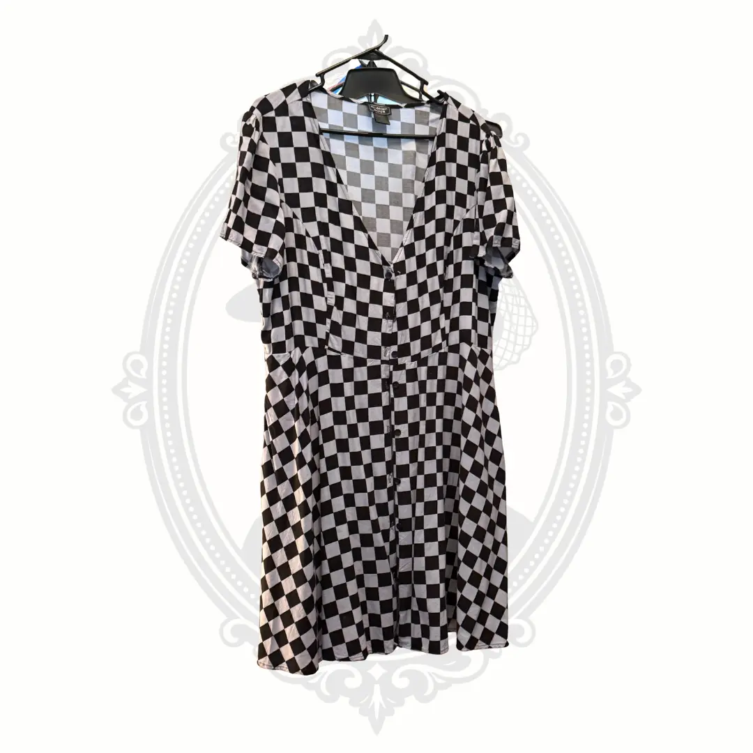 Women's Fashion Fit Checkerboard Black-Gray Casual Dress with Pockets, Rayon Fabric, Alternative Style, Size XXL