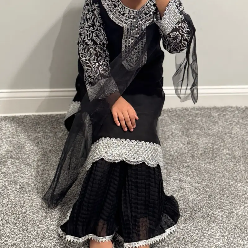Indian Pakistani Girls Black Chiffon Dress Shalwar Kameez Available in Sizes A, B, C & D for Ages 6-12 - TikTok Shop Indian Pakistani Girls Black Chiffon Dress Shalwar Kameez Available in Sizes A, B, C & D for Ages 6-12 - TikTok Shop