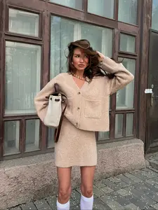 Women's Y2K Fashion Elegant Loose-Fit Knit Top & Short Pants Set, V-Neck Long Sleeve Sweater for All Seasons