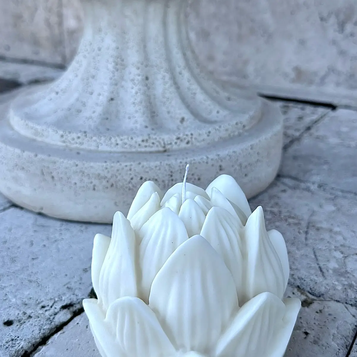 Huge Lotus Candle, Flower Shaped Candle, Sculptural Pillar Candles, Yoga Candle, Natural Soy Wax, Handmade, House Warming Gift, Cozy Decor, Decoration