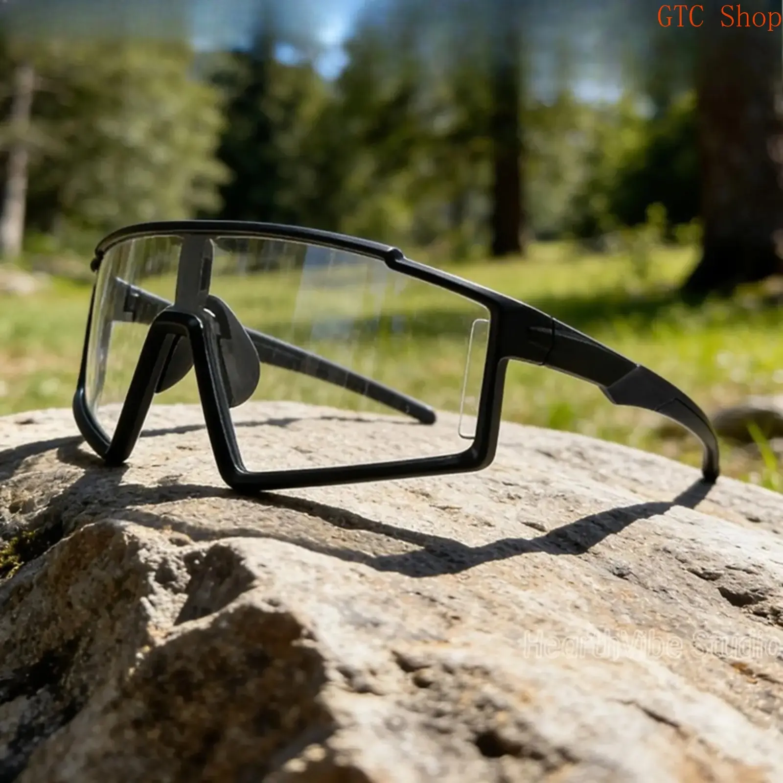 Unisex All Black Large Frame Photochromic Color-Changing Gray Sunglasses - UV400 Protection, Windproof, Lightweight, Durable Sports Eyewear for Cycling, Mountaineering, Daily Outdoor Use, All Black Frame Color-Changing Gray