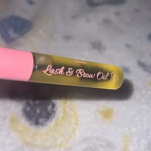 LASH & BROW GROWTH SERUM: Eyelash and eyebrow growth oil serum to grow Thicker Longer Lashes Growth - No Prostaglandin - castor oil jojoba oil rosemary oil