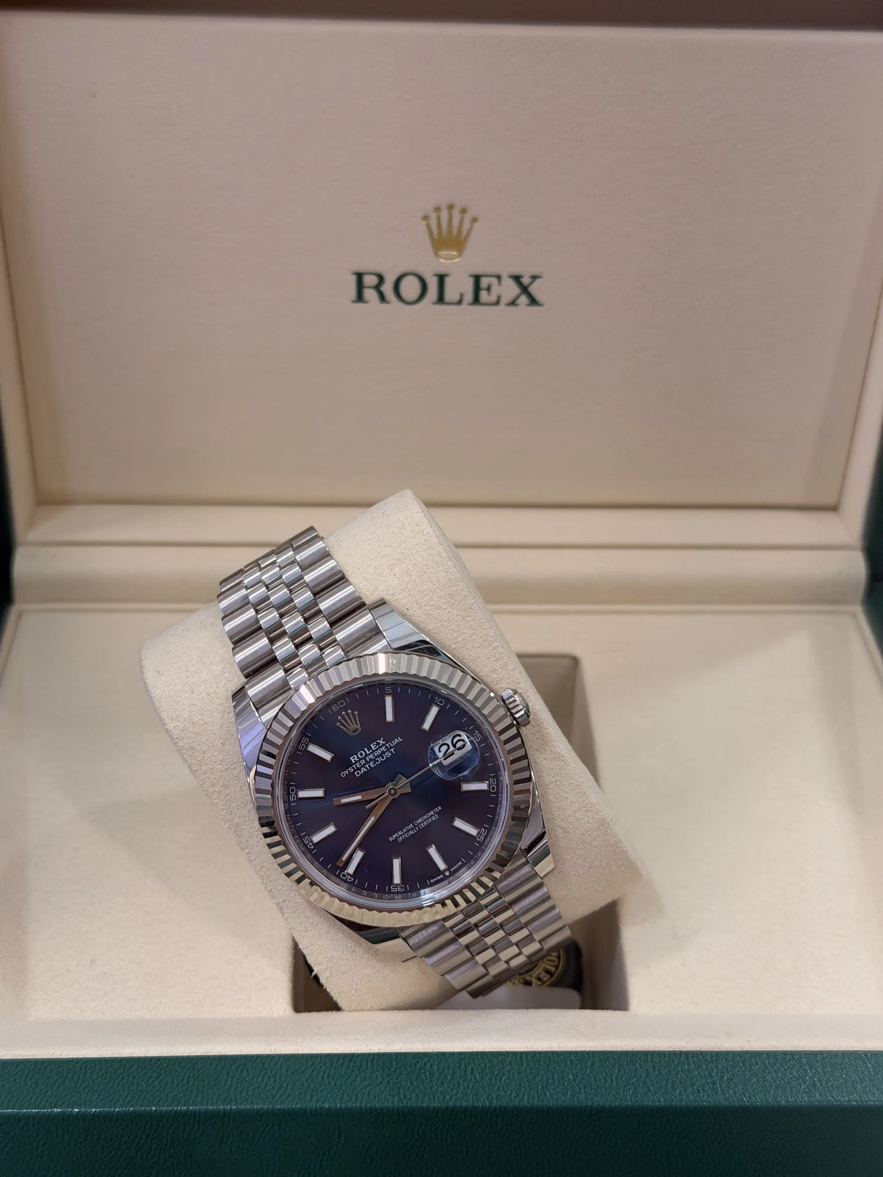 Rolex Datejust 41 mm Fluted Bezel Jubilee Bracelet Stainless Steel Watch