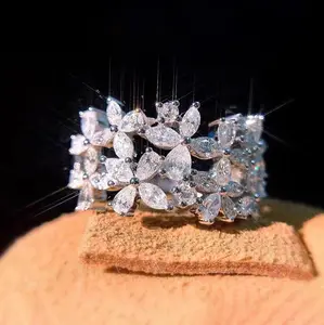 Sydney Star Oval E Moissanite Ring with White Zircon Hand Polished Master Level Aesthetic Design High Quality Exquisite Craftsmanship