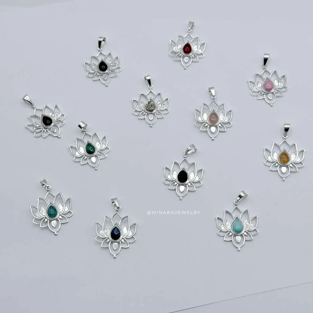 950 Silver Lotus Flower Pendant in Natural Stone Elegant Design with Natural Stone