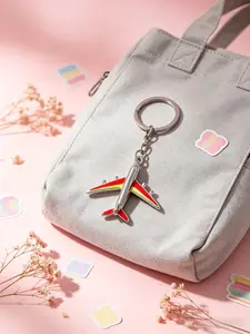 Metal Creative Boeing Airplane Keychain, Aviation Model Pendant, Fashionable Cute Bag Accessory, Perfect Gift for Birthdays and Holidays