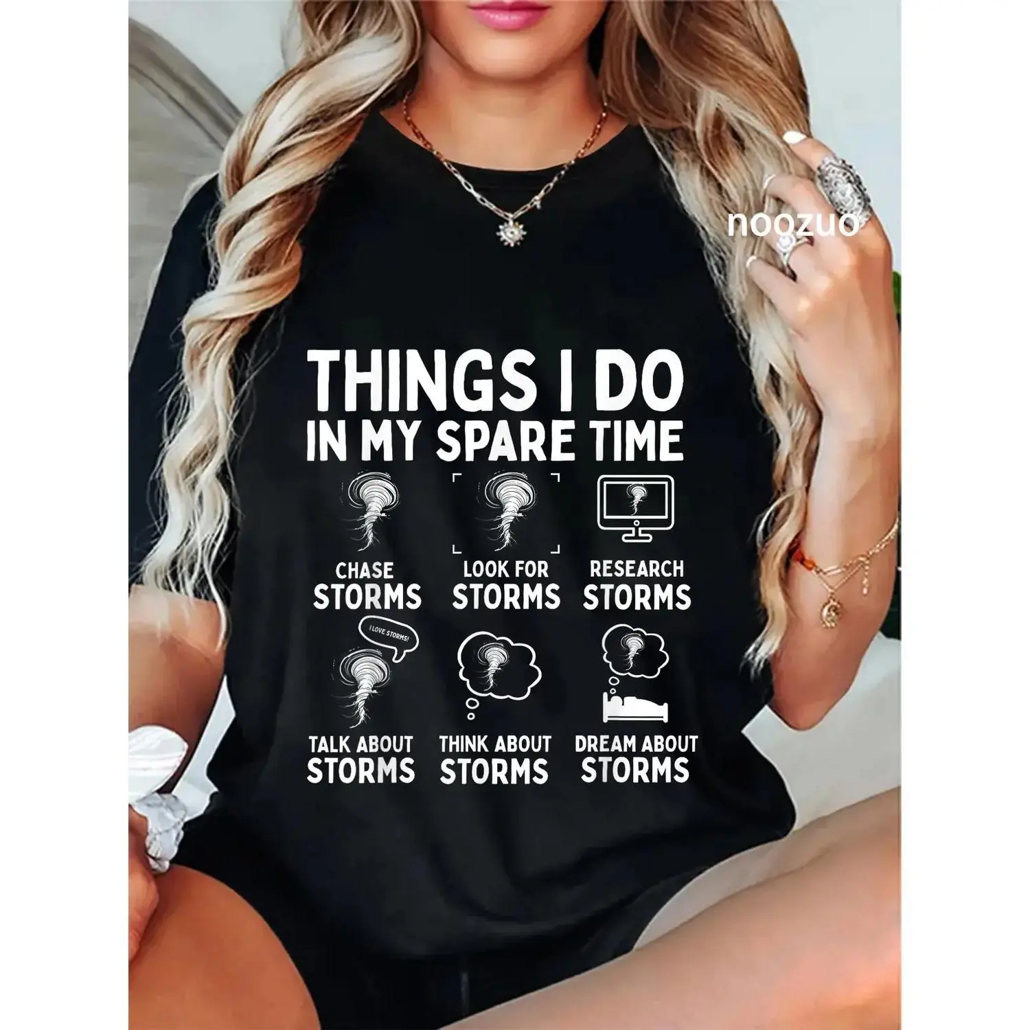 Women's Short-Sleeve Round Neck Casual Cotton T-Shirt, Unisex Top with Storm Chaser Tornado Chase Humor Design for Men