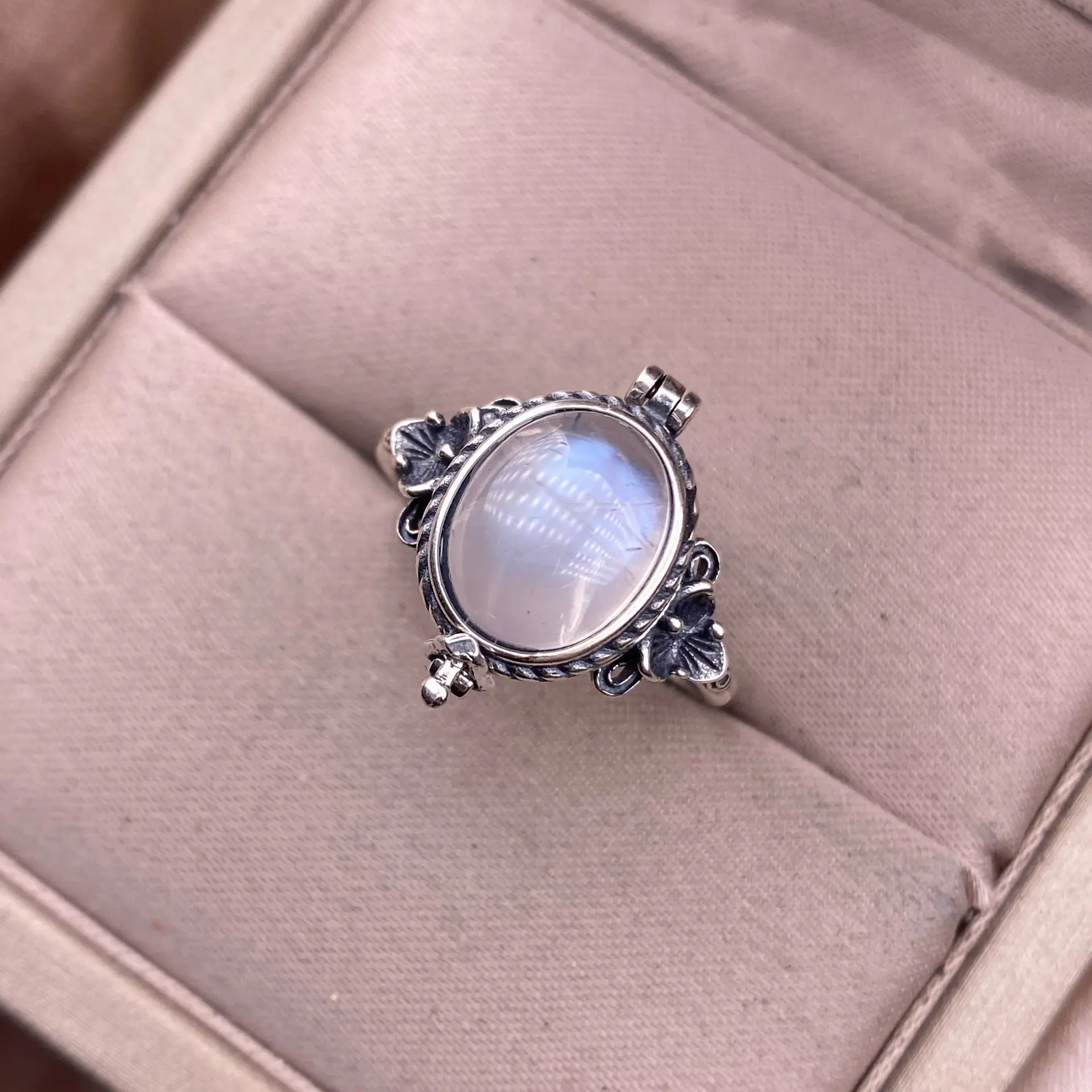 Blue Moonlight Stone