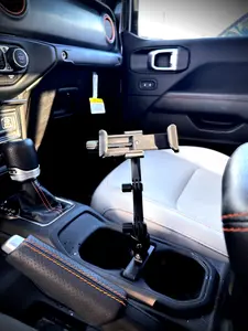 2018, 2019, 2020, 2021, 2022, 2023, 2024, 2025, 2026 Jeep wrangler, Gladiator Phone mount