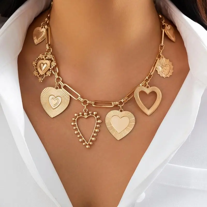 Women's Chunky Gold Heart Necklace - Vintage Statement Costume Jewelry with 8 Heart Pendants, Adjustable 16.5-Inch Paperclip Chain with 2.7-Inch Extender, Dressy Chunky Metallic Necklace for Anniversary, Chunky Metallic Necklaces, 16.5 Inches