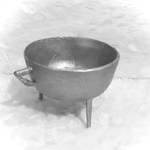 Ti Chodye Twa Pye (Small Three Legged Pot) 5” diameter 4.25” height