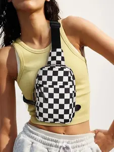 Adjustable Strap Chest Bag Waist Pack, Lightweight Waterproof Belt Bag Plaid Design Checkered Bum Bag, Checkered Fanny Pack, Ideal for Cycling Sports Travel Daily Use