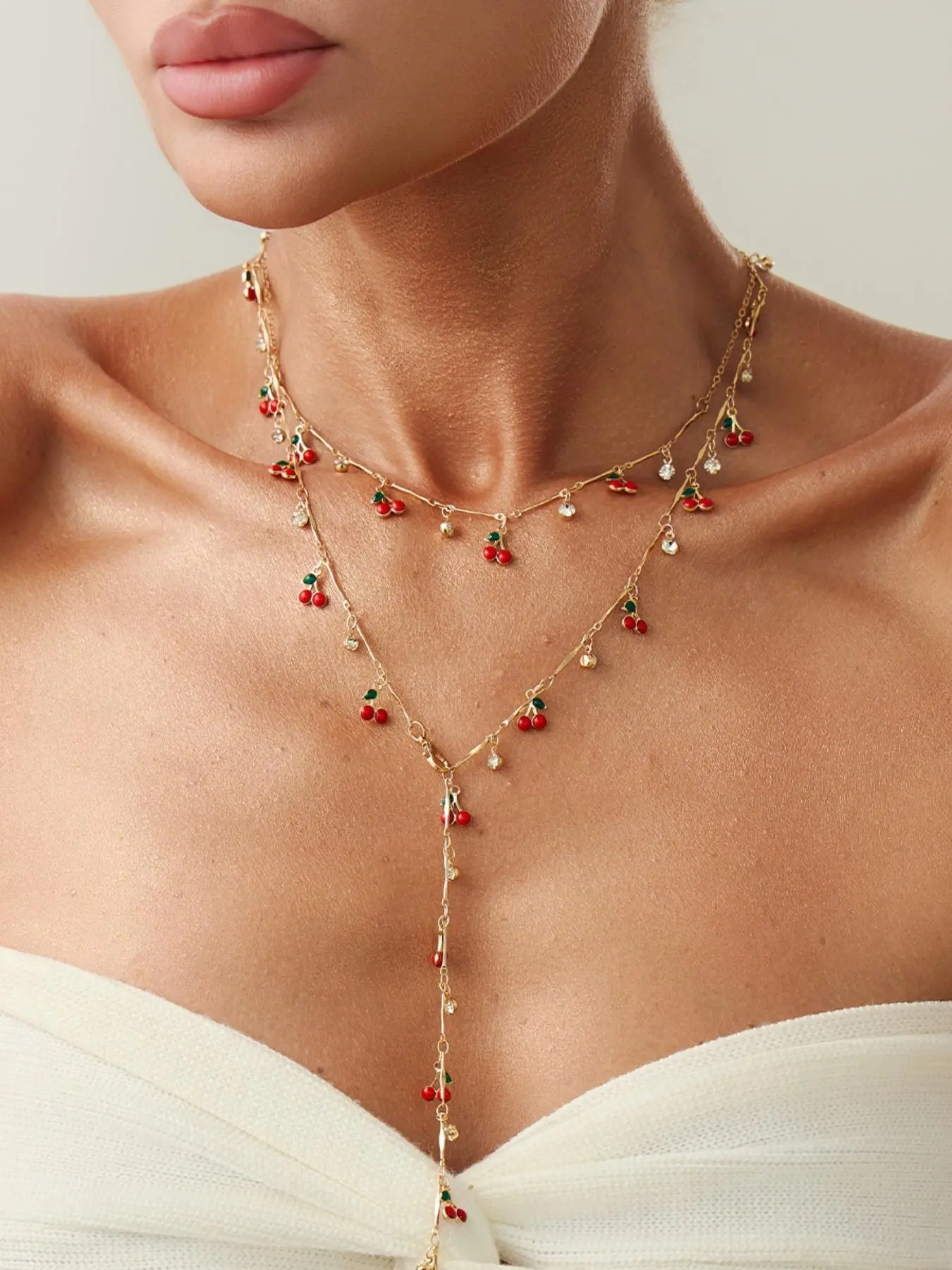 Vintage Metal Cherry Y-Shaped Long Necklace Set, Whimsical Alloy Necklace, Elegant Rhinestone Pendant Necklaces for Women, Perfect Exquisite Jewelry Gift for Friends