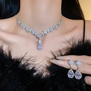 Zircon Rhombus Water Drop Earrings and Necklace Set DDXL0035 Light Luxury Elegant Party Collarbone Chain Fashion Bridal Jewelry for Women 14K Gold-Plated