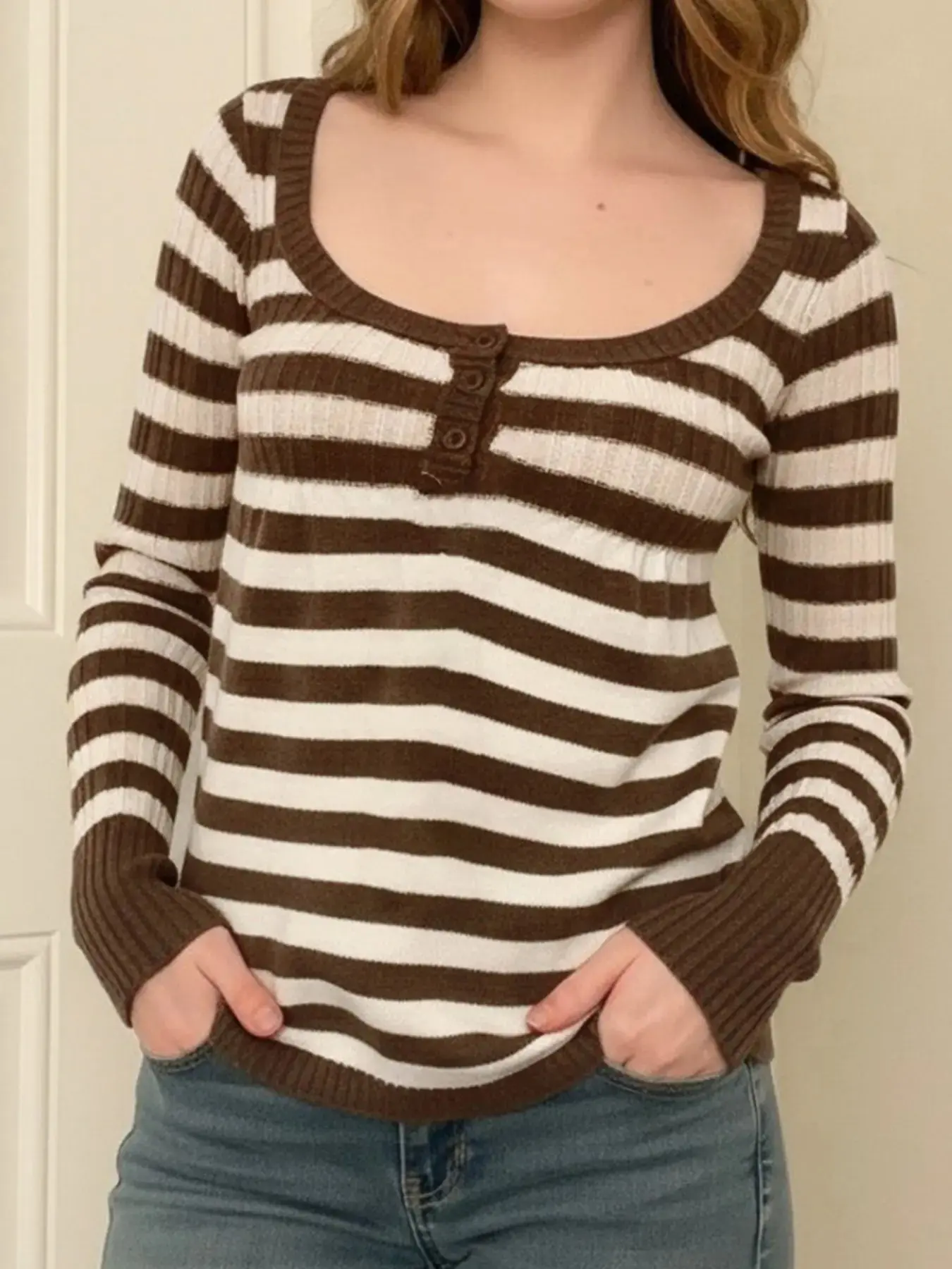 Y2K Aesthetic Striped Color Block Button Detail Slim-Fitting Sweater for Women, Long Sleeve Retro Knit Top for Spring, Knitted Sweater, Knitwear