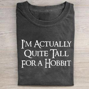 Men's Fitted Round Neck Shortsleeve Menswear Casual T-Shirt - JRR Tolkien Vintage "I'm Actually Quite Tall for a Hobbit" Graphic Ver 2, The Lord of The Rings Black Top