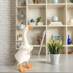Desk Goose Magnetic Key Holder 7 Inch Resin Duck Figurine for Home Office Table Decor Cute Housewarming Gift Unique Funny Goose Statue Key Organizer Rack