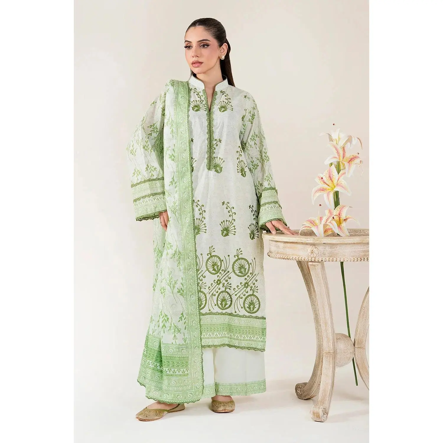 Women's 3PC Embroidered Lawn Suit - Printed Shirt with Stylish Long Sleeves, Trouser, Elegant Design | KL-4082, longsleeves, embroidery